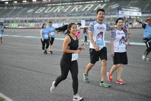 BIB: 10342, 13536, 13235
                            <button type="button" onclick="openModal(10716364)" class="btn btn-primary btn-sm float-right btn-popup" data-toggle="modal" data-target=".modal-high-quality">
                        <i class="fas fa-shopping-cart"></i> Add to Cart
                    </button>
                                            <button type="button" onclick="isThisMe(10716364, true)" class="btn btn-success btn-sm float-right btn-popup btn-isme hidden" data-toggle="tooltip" data-placement="bottom" title="นี่คือรูปของคุณใช่ไหม คลิกที่นี่เพื่อเอาเข้าอัลบั้ม">
                        <i class="fas fa-plus"></i> Add to album
                    </button>
                    <button type="button" onclick="isThisMe(10716364, false)" class="btn btn-warning btn-sm float-right btn-popup btn-isnotme hidden">
                        <i class="fas fa-ban"></i> Remove from album
                    </button>